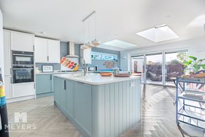 Photo 6- click for photo gallery